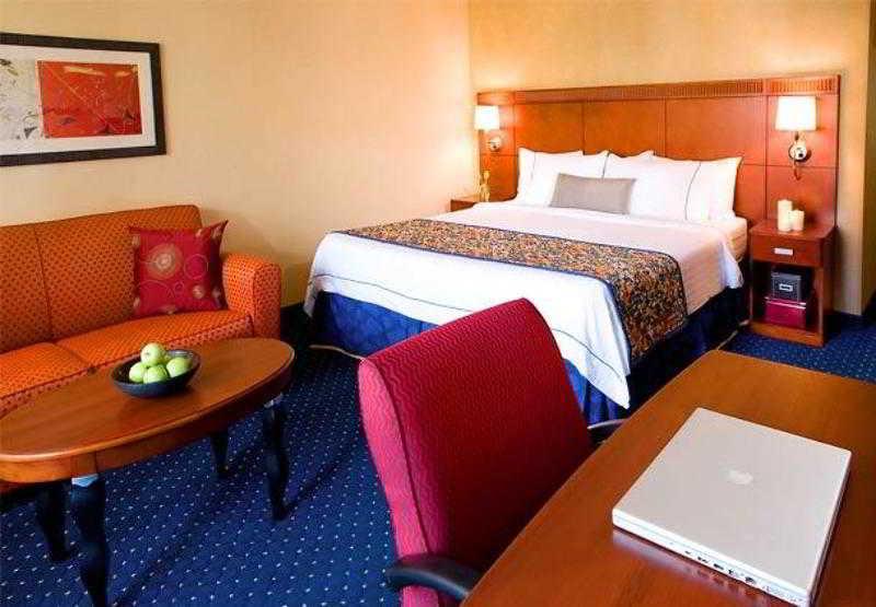 Courtyard Dallas Las Colinas Ірвінг Номер фото