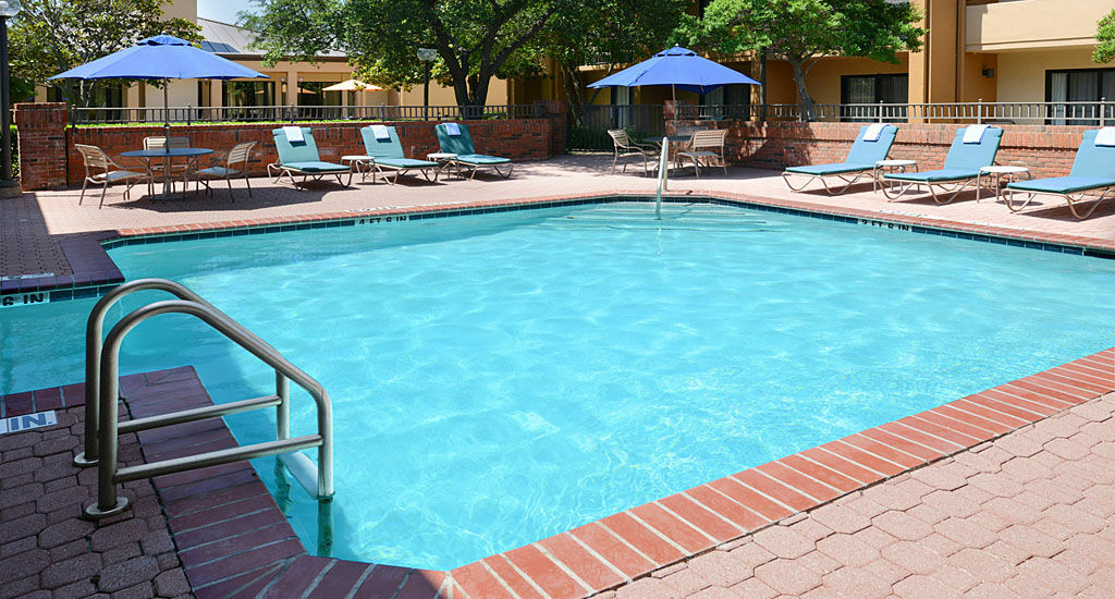 Courtyard Dallas Las Colinas Ірвінг Екстер'єр фото